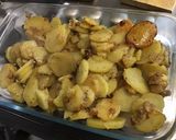 Une image de l'étape 9 de Duo de pommes de terre à la crème de truffe, ail et oignon.
