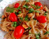 Foto langkah ke 5 dari resep Thai Pasta Salad.
