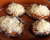 Foto del paso 3 de la receta: Berenjenas al horno con pollo y salchichón ibérico