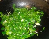 Foto del paso 3 de la receta: Arroz con espinacas 😋