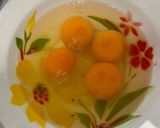 รูปขั้นตอนการทำที่ 2 ของ ผัดฟักทองไข่มะเขือเทศ