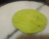 A picture of step 4 of Palak Ki Poori.