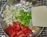 A picture of step 1 of Kurkure Paneer Momos.