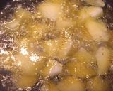 Foto del paso 3 de la receta: Patatas fritas con cebolla y ajo