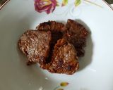 Foto langkah ke 4 dari resep Steak sapi simpel.
