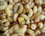 Foto langkah ke 2 dari resep Macaroni bolognese tutup mashed potato.