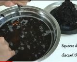 A picture of step 2 of Easy Seaweed Soup.