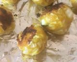 A picture of step 11 of Tawa Szechuan Cabbage Balls.