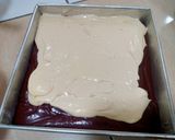 Foto langkah ke 6 dari resep Red Velvet Creamcheese Brownie.