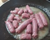 Foto del paso 2 de la receta: Salchichas al vino blanco
