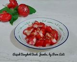 Foto langkah ke 4 dari resep Rujak Jambu Air (Rujak Bumbu Bangkok).
