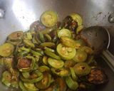 A picture of step 3 of Pointed gourd sabji (righteous).