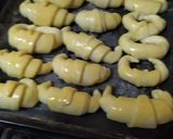 Foto del paso 4 de la receta: Medialunas de manteca. Siempre salen bien. Paso a paso !!