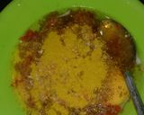 A picture of step 2 of Indomie pizza.