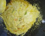 உடைத்து ஊற்றிய முட்டை குழம்பு(muttai kuzhambu recipe in tamil) ரெசிபி ஸ்டேப் 3 புகைப்படம்
