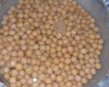 A picture of step 1 of White Peas Chat.