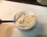 Foto del paso 4 de la receta: Plato combinado arroz blanco tomate, huevo frito y chuletas en salsa de almendra