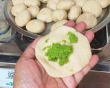 মটর শুঁটি স্টাফড পরোটা(mator shuti stuffed paratha recipe in bengali) রেসিপির ধাপ 4 ছবি