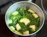 Hình bước làm 3 của món 🌱 Canh Bí Đao & Rau Chân Vịt Nấu Chay