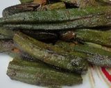 A picture of step 6 of Stuffed bhindi.
