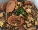 Foto langkah ke 3 dari resep Jamur Enoki with Sosis Tofu Blackpaper (Cocok untuk diet) 🍄.