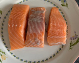 Foto del paso 1 de la receta: Salmón en salsa cremosa😋😋