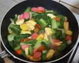 Foto langkah ke 3 dari resep Oseng Pokcoy Tahu.