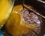 Foto langkah ke 2 dari resep Easy choco banana cake.