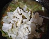 Foto langkah ke 6 dari resep 19. Sop Bumbu Kuning.