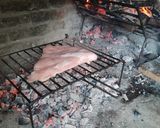 Foto del paso 2 de la receta: Matambrito de cerdo a la parrilla