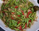 Foto langkah ke 5 dari resep Oseng buncis teri jengki.