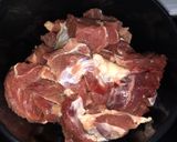 Foto langkah ke 1 dari resep Semur daging kentang.