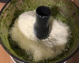 Une image de l'étape 8 de Pesto de fanes de radis à l'ail, tomates séchées, citron confit et parmesan.