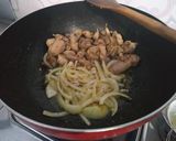 Foto langkah ke 6 dari resep Ayam Goreng Mentega.