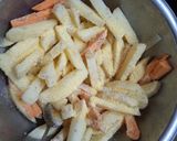 Foto del paso 2 de la receta: Papas crocantes al pimentón ahumado estivales❤️😁💫☺️❤️💫❤️😁☺️