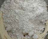 A picture of step 8 of Hummingbird Cake.
