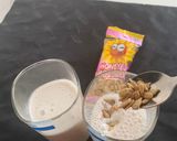 A picture of step 3 of Milkshake with honey roasted sunflower seeds.