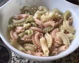 Foto del paso 2 de la receta: Pasta corta con salsa boloñesa