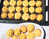 A picture of step 6 of Butter Cookies.