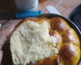 Foto langkah ke 6 dari resep Roti Sobek Simple.