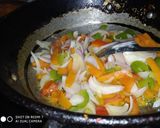 A picture of step 2 of White sauce pasta.