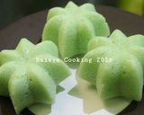 Foto langkah ke 5 dari resep Apem Nasi / Kue Mangkok Pandan.