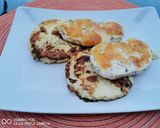 Zöldfűszeres tejföl kabátban sült sertés karaj mozzarellával recept fázis 7 fotója