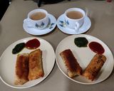 व्हेजी चिजी ब्रेड रोल्स (Veggie Cheesy Bread Rolls Recipe In Marathi) रेसिपी स्टेप 6 फोटो 