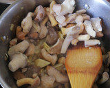 Foto del paso 3 de la receta: Alcachofas con setas