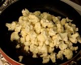 A picture of step 2 of Gobhi Tomato Sabzi (cauliflower tomato veg).