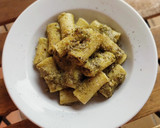 Foto del paso 7 de la receta: Rigatonis rellenos de carne asada en salsa pesto
