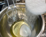 Foto del paso 4 de la receta: Galletitas blandas de coco y pepitas de chocolate