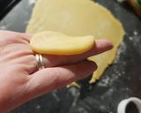 Foto del paso 3 de la receta: Galletitas con jalea de frutillas sin manteca