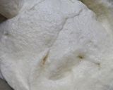 Hình bước làm 1 của món Coconut Angel food cake